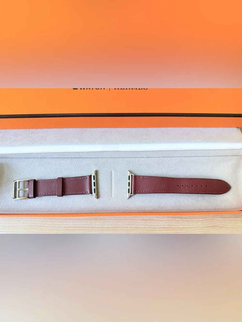 Hermès Rouge H Apple Watch Band - 41mm
